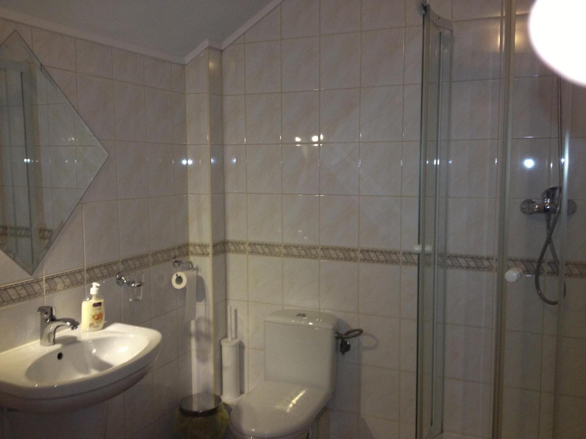 Laura Bed & Breakfast Bełchatów Rom bilde