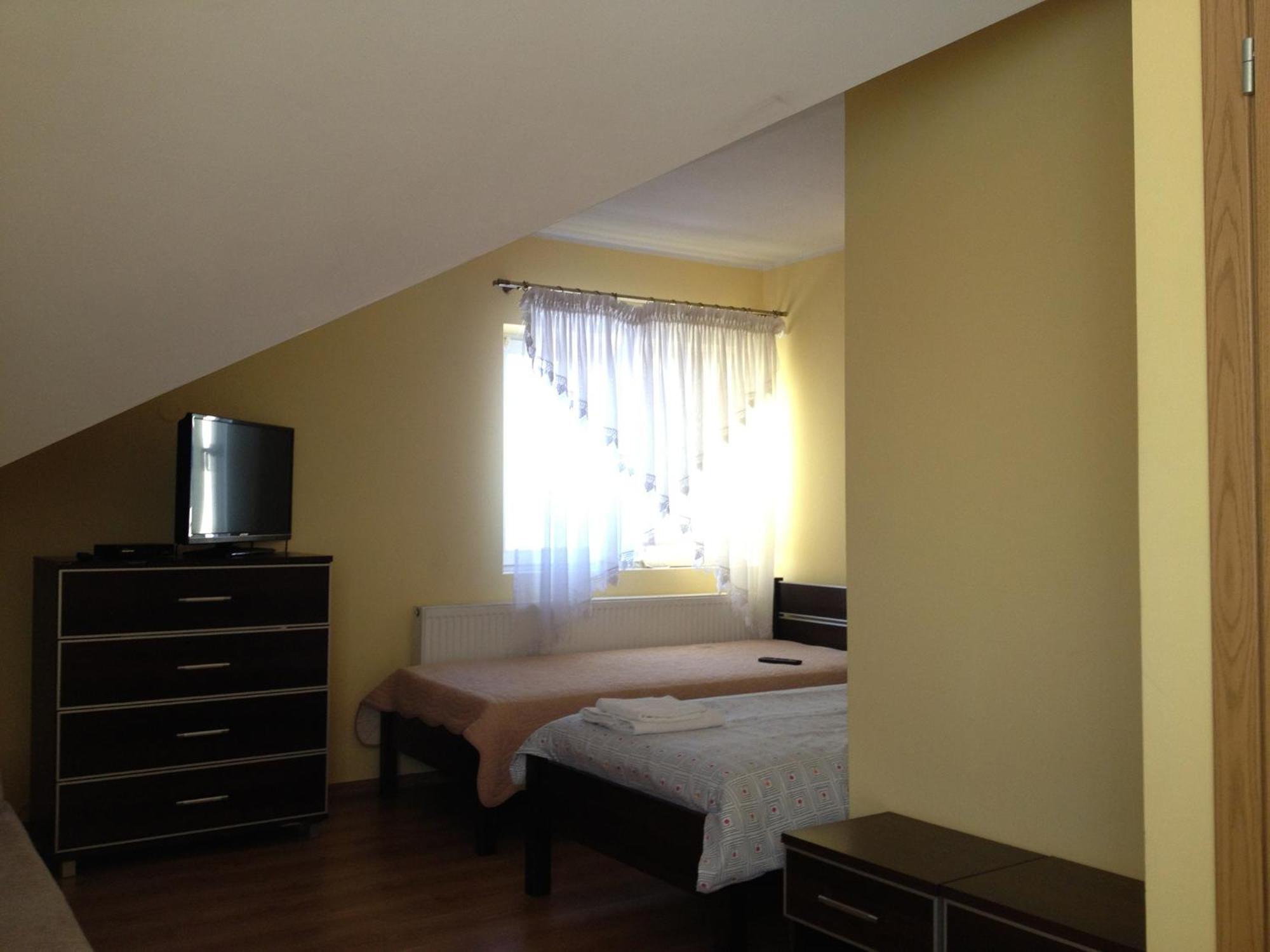 Laura Bed & Breakfast Bełchatów Rom bilde