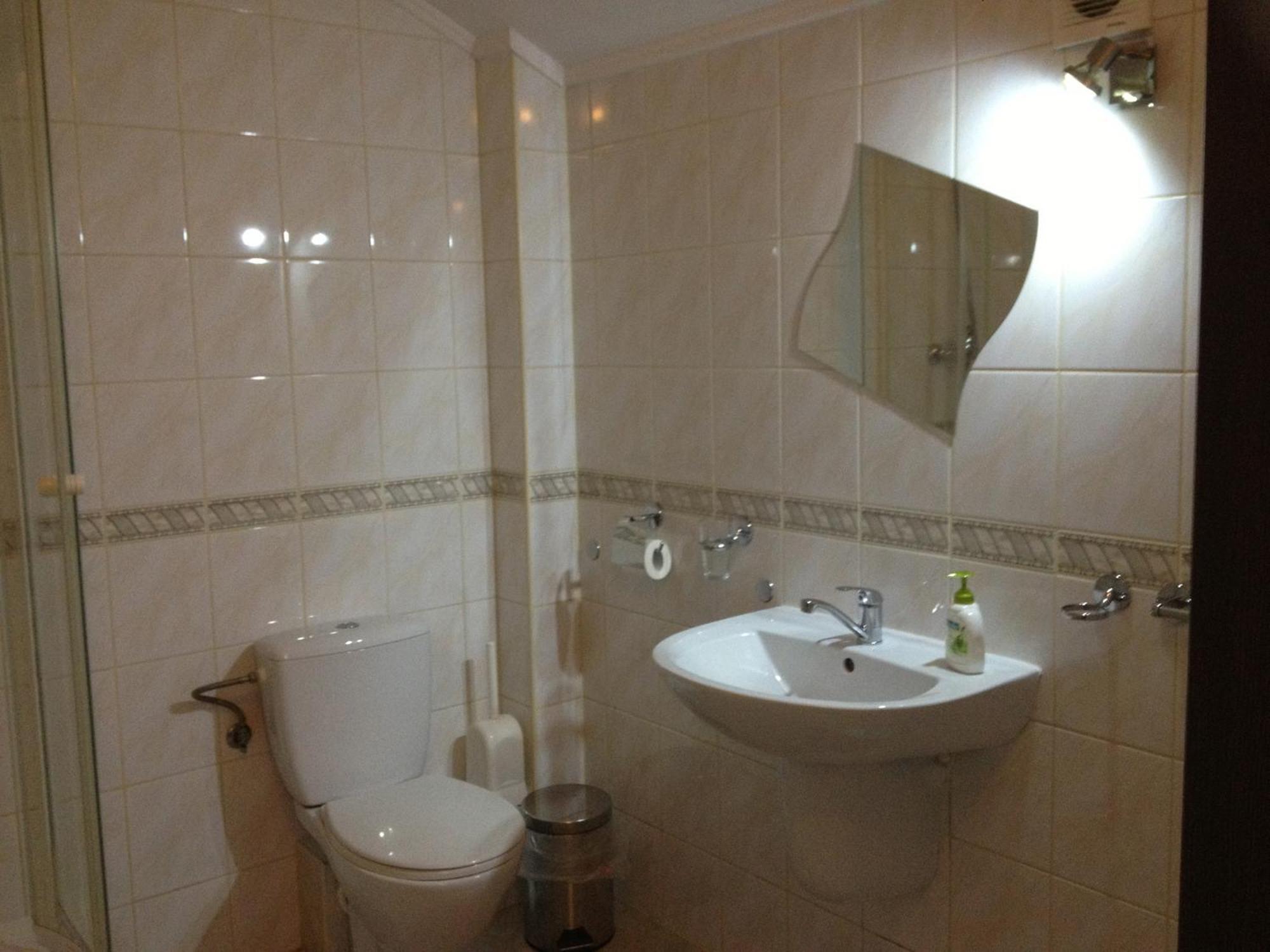 Laura Bed & Breakfast Bełchatów Rom bilde