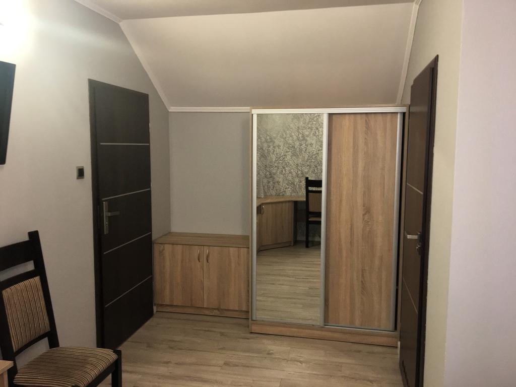 Laura Bed & Breakfast Bełchatów Eksteriør bilde